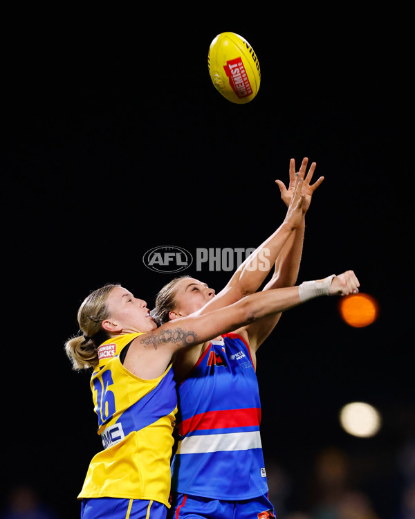 AFLW 2024 Round 03 - Western Bulldogs v West Coast - A-53983910