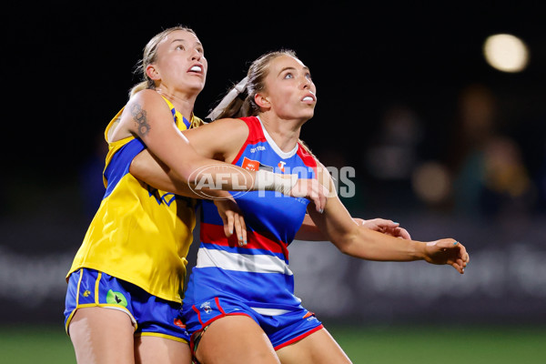 AFLW 2024 Round 03 - Western Bulldogs v West Coast - A-53983911