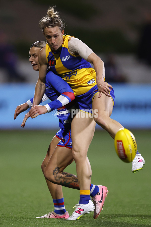 AFLW 2024 Round 03 - Western Bulldogs v West Coast - A-53983913