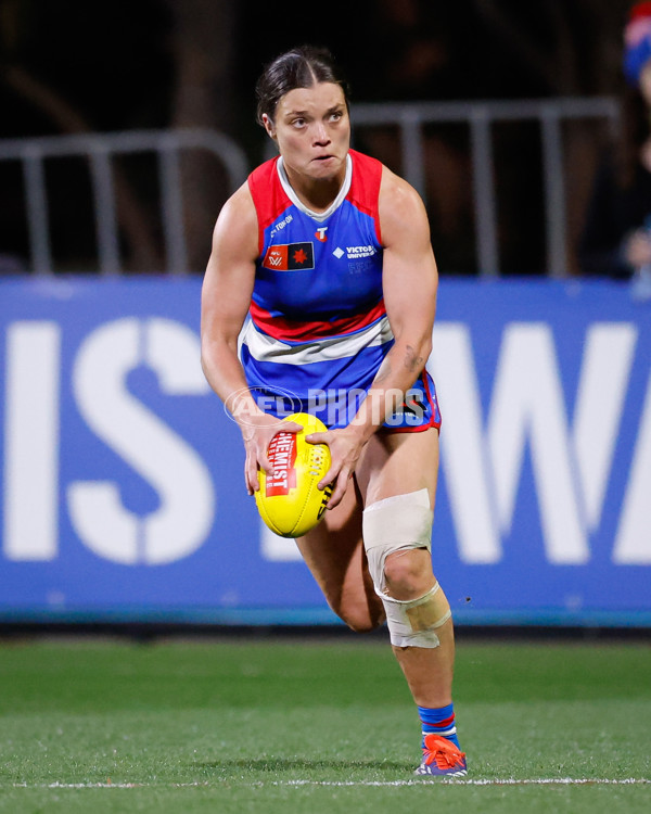 AFLW 2024 Round 03 - Western Bulldogs v West Coast - A-53986153