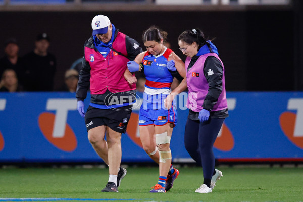 AFLW 2024 Round 03 - Western Bulldogs v West Coast - A-53986176