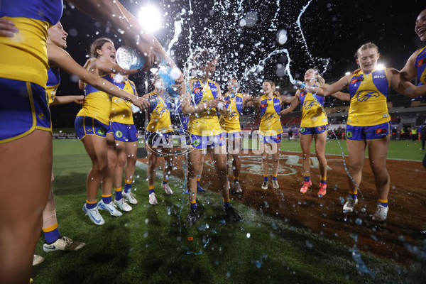 AFLW 2024 Round 03 - Western Bulldogs v West Coast - A-53986179