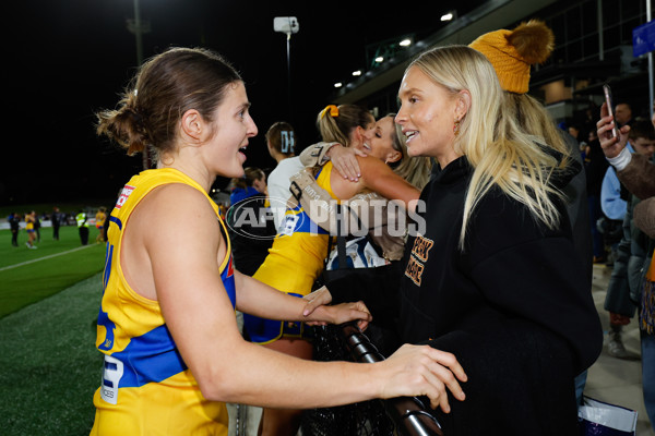 AFLW 2024 Round 03 - Western Bulldogs v West Coast - A-53986207