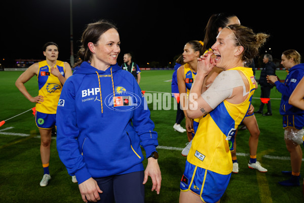 AFLW 2024 Round 03 - Western Bulldogs v West Coast - A-53986210