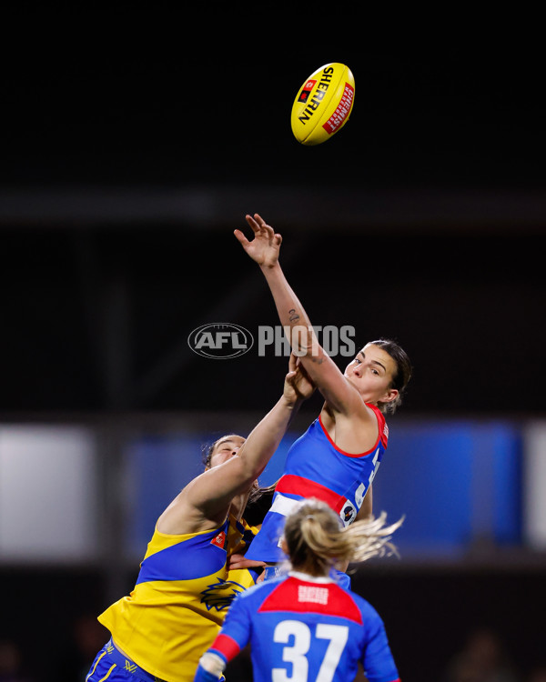 AFLW 2024 Round 03 - Western Bulldogs v West Coast - A-53986220