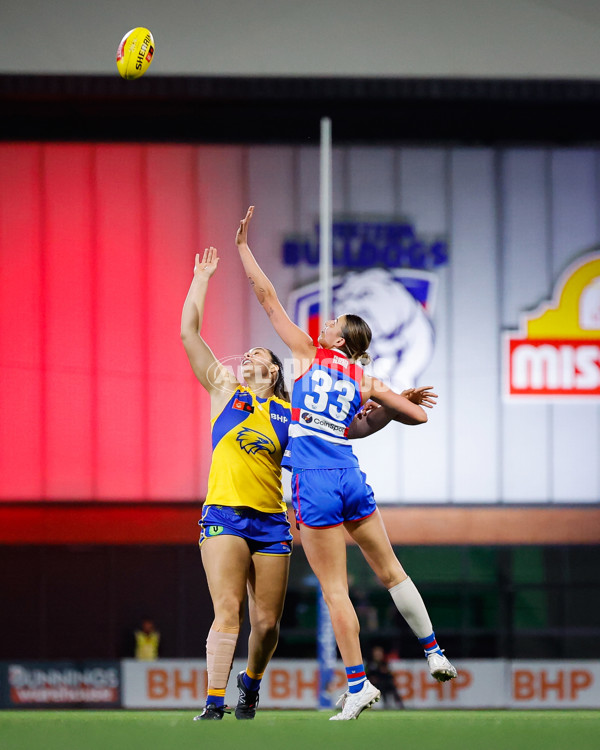 AFLW 2024 Round 03 - Western Bulldogs v West Coast - A-53986225