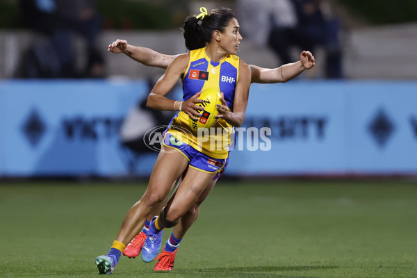 AFLW 2024 Round 03 - Western Bulldogs v West Coast - A-53986246