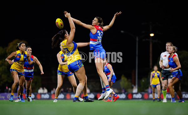 AFLW 2024 Round 03 - Western Bulldogs v West Coast - A-53986255