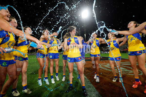 AFLW 2024 Round 03 - Western Bulldogs v West Coast - A-53986301