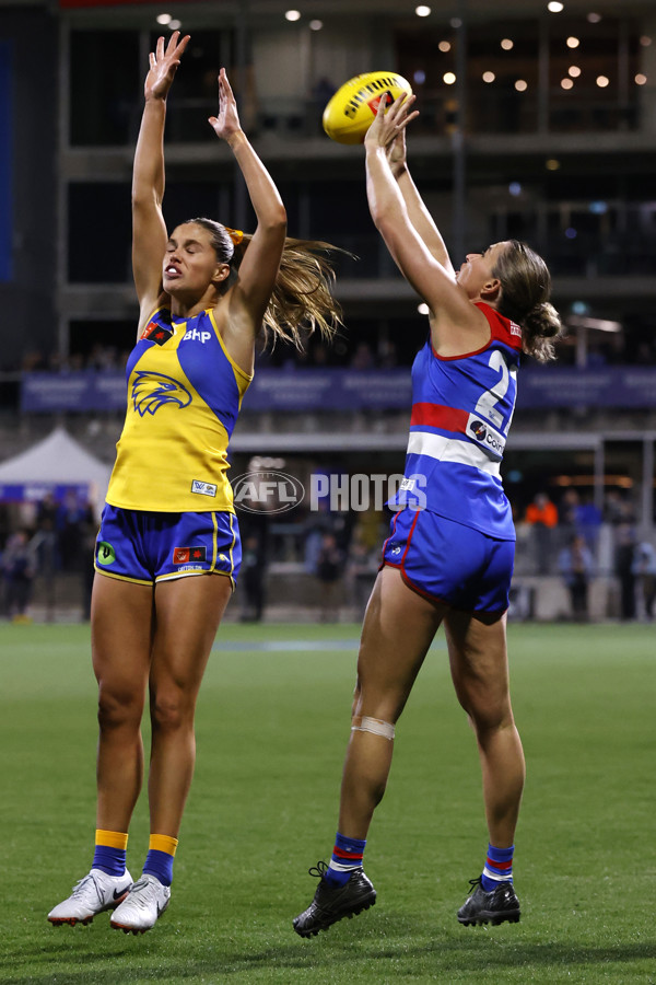 AFLW 2024 Round 03 - Western Bulldogs v West Coast - A-53988157