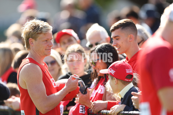 AFL 2024 Training - Sydney 130924 - A-53988210