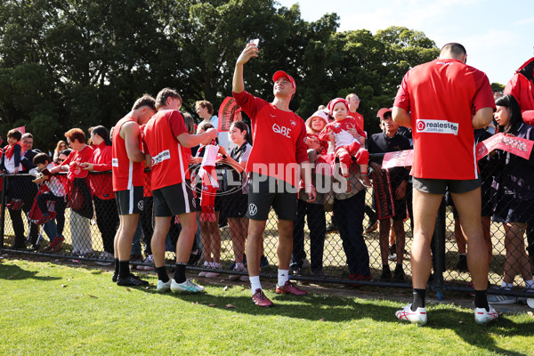 AFL 2024 Training - Sydney 130924 - A-53988211