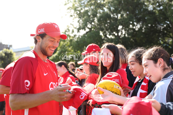 AFL 2024 Training - Sydney 130924 - A-53989020