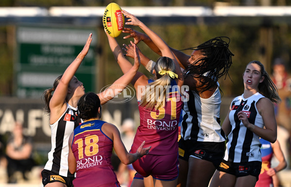 AFLW 2024 Round 03 - Brisbane v Collingwood - A-53991320