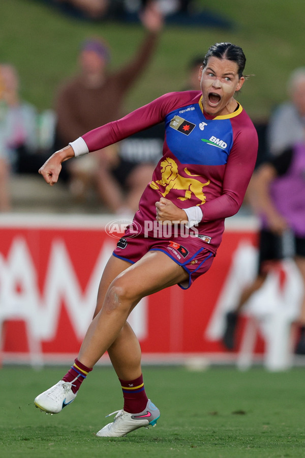 AFLW 2024 Round 03 - Brisbane v Collingwood - A-53991341