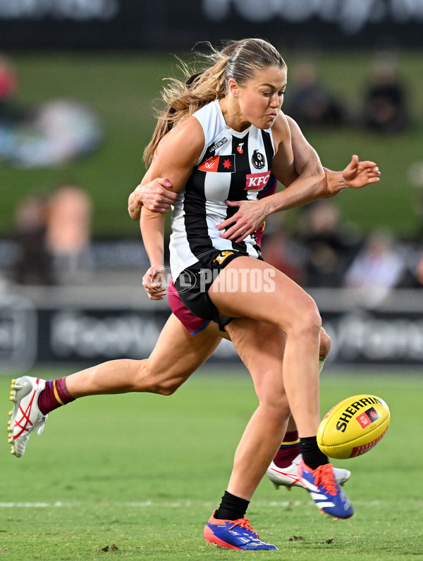 AFLW 2024 Round 03 - Brisbane v Collingwood - A-53993493