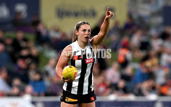 AFLW 2024 Round 03 - Brisbane v Collingwood - A-53993543