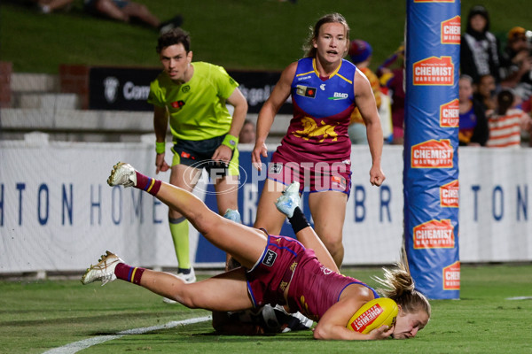 AFLW 2024 Round 03 - Brisbane v Collingwood - A-53993560