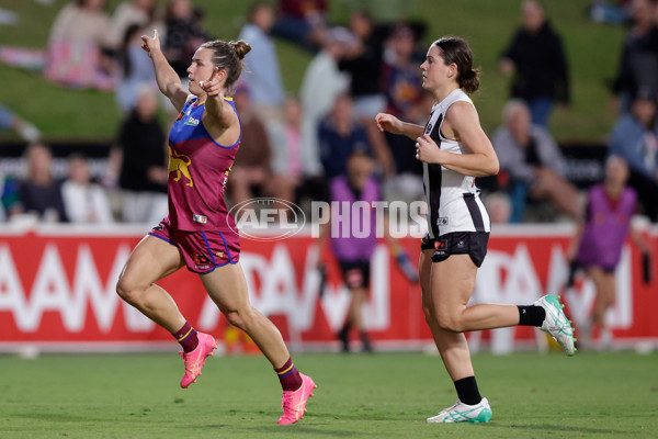 AFLW 2024 Round 03 - Brisbane v Collingwood - A-53994010