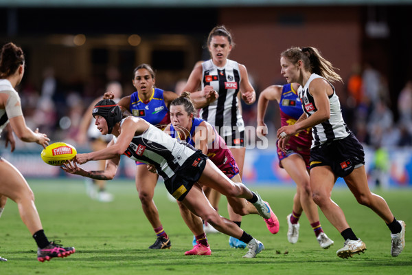 AFLW 2024 Round 03 - Brisbane v Collingwood - A-53994014