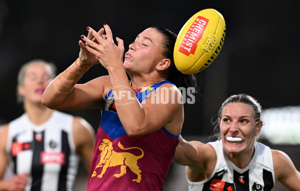 AFLW 2024 Round 03 - Brisbane v Collingwood - A-53994041