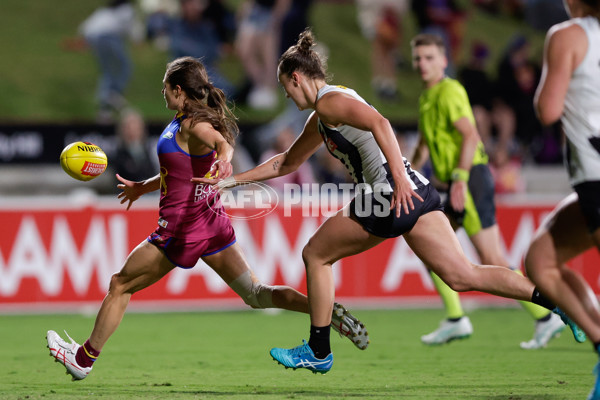 AFLW 2024 Round 03 - Brisbane v Collingwood - A-53996116
