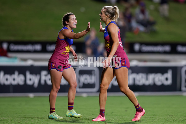 AFLW 2024 Round 03 - Brisbane v Collingwood - A-53996120