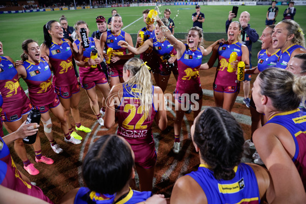 AFLW 2024 Round 03 - Brisbane v Collingwood - A-53996171