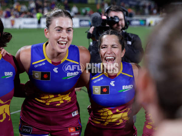 AFLW 2024 Round 03 - Brisbane v Collingwood - A-53996643