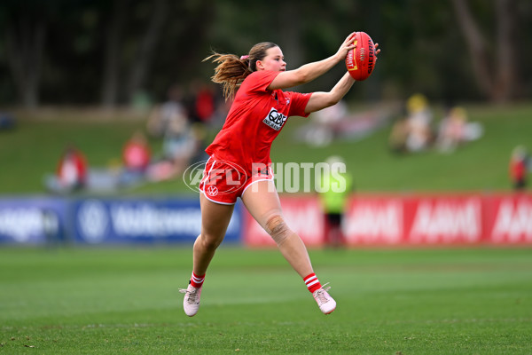 AFLW 2024 Round 03 - Sydney v Richmond - A-54016062