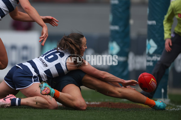 AFLW 2024 Round 03 - Carlton v Geelong - A-54021517