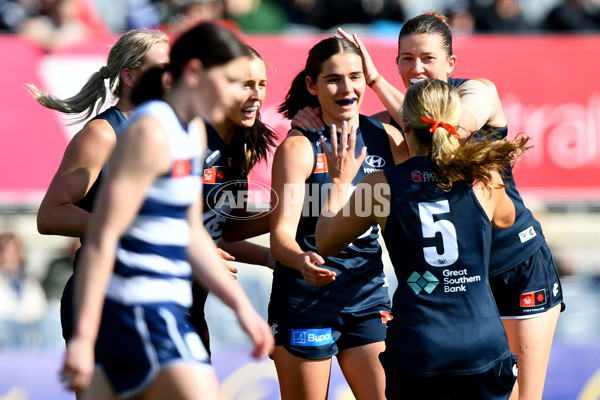 AFLW 2024 Round 03 - Carlton v Geelong - A-54021522