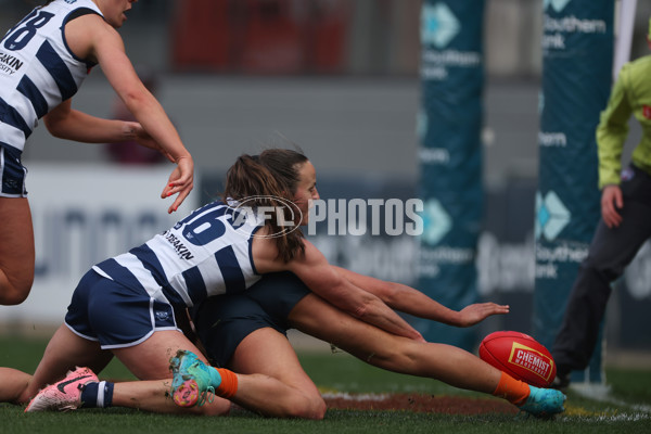 AFLW 2024 Round 03 - Carlton v Geelong - A-54021819