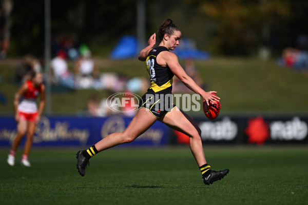 AFLW 2024 Round 03 - Sydney v Richmond - A-54024750