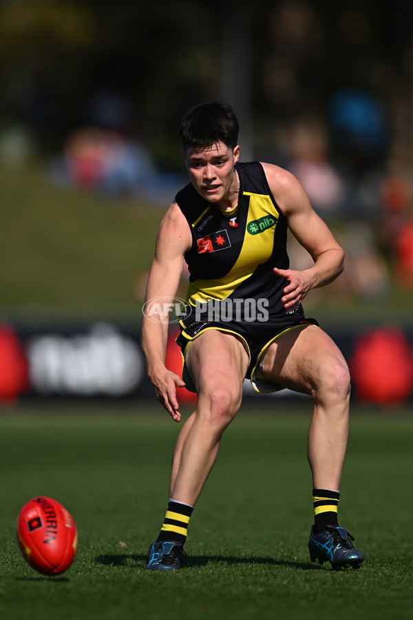 AFLW 2024 Round 03 - Sydney v Richmond - A-54024757