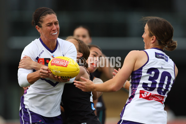 AFLW 2024 Round 03 - Port Adelaide v Fremantle - A-54026963