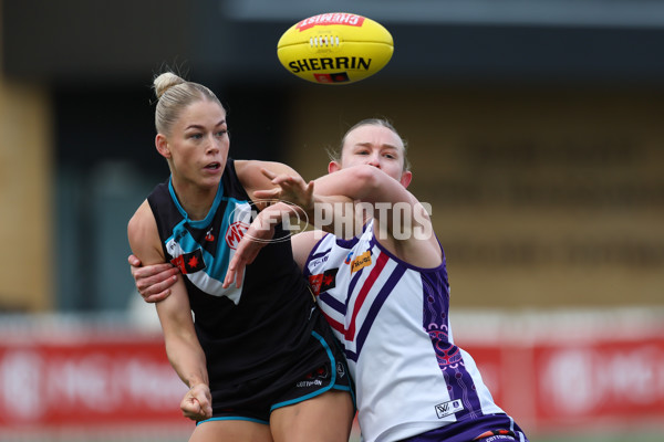 AFLW 2024 Round 03 - Port Adelaide v Fremantle - A-54026969