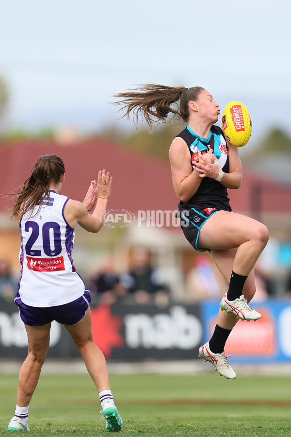 AFLW 2024 Round 03 - Port Adelaide v Fremantle - A-54027014