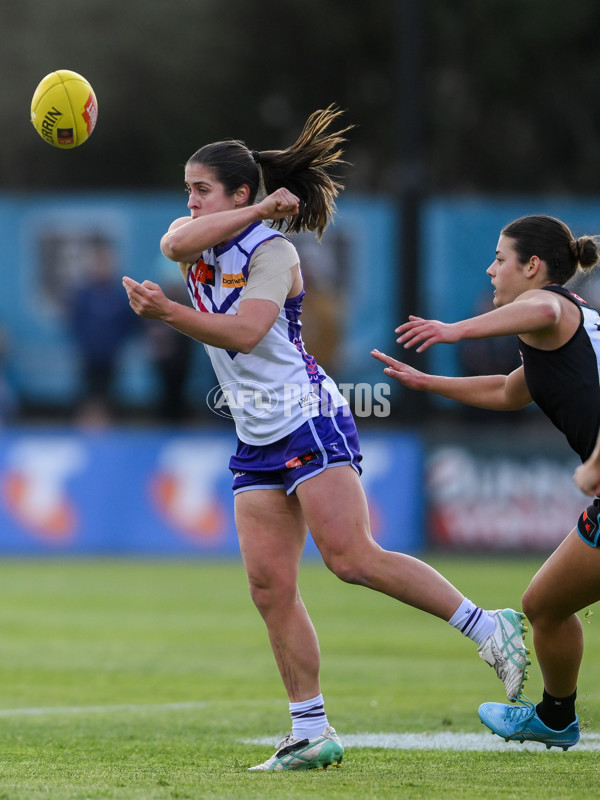 AFLW 2024 Round 03 - Port Adelaide v Fremantle - A-54027867