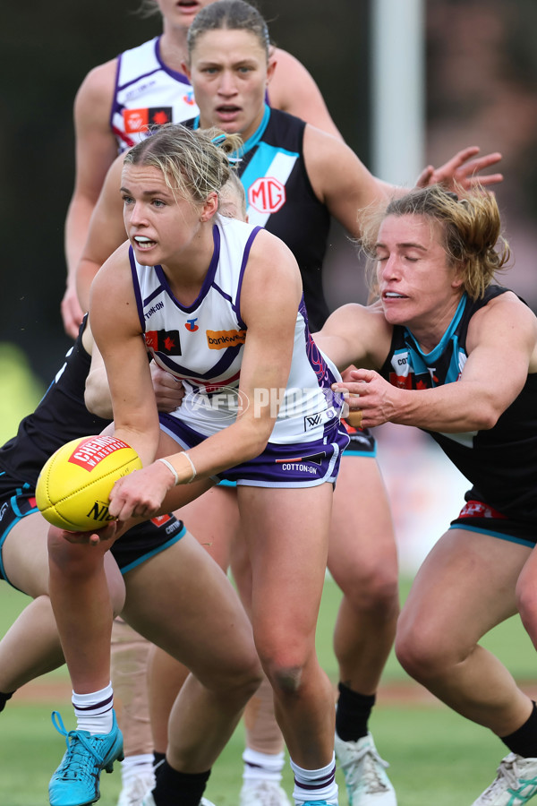 AFLW 2024 Round 03 - Port Adelaide v Fremantle - A-54027874