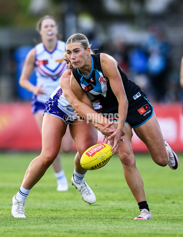 AFLW 2024 Round 03 - Port Adelaide v Fremantle - A-54031888