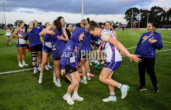 AFLW 2024 Round 03 - Port Adelaide v Fremantle - A-54033741