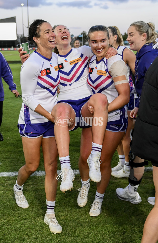 AFLW 2024 Round 03 - Port Adelaide v Fremantle - A-54035013