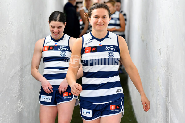 AFLW 2024 Round 03 - Carlton v Geelong - A-54035016