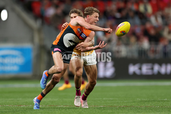 AFL 2024 First Semi Final - GWS v Brisbane - A-54037352