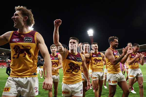 AFL 2024 First Semi Final - GWS v Brisbane - A-54049213