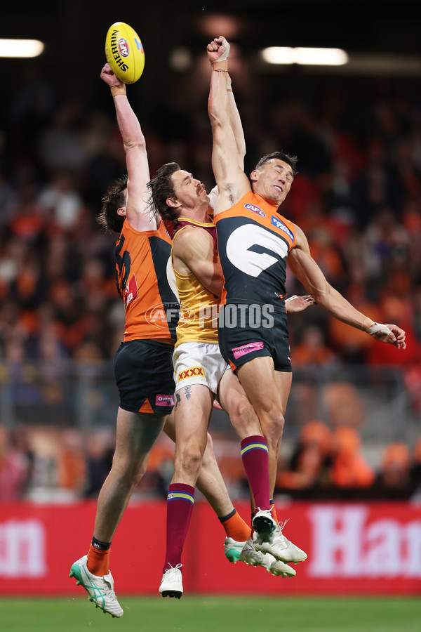 AFL 2024 First Semi Final - GWS v Brisbane - A-54050411