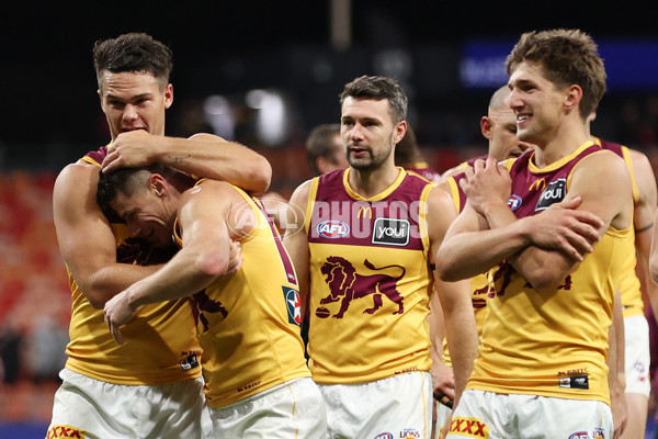 AFL 2024 First Semi Final - GWS v Brisbane - A-54052106
