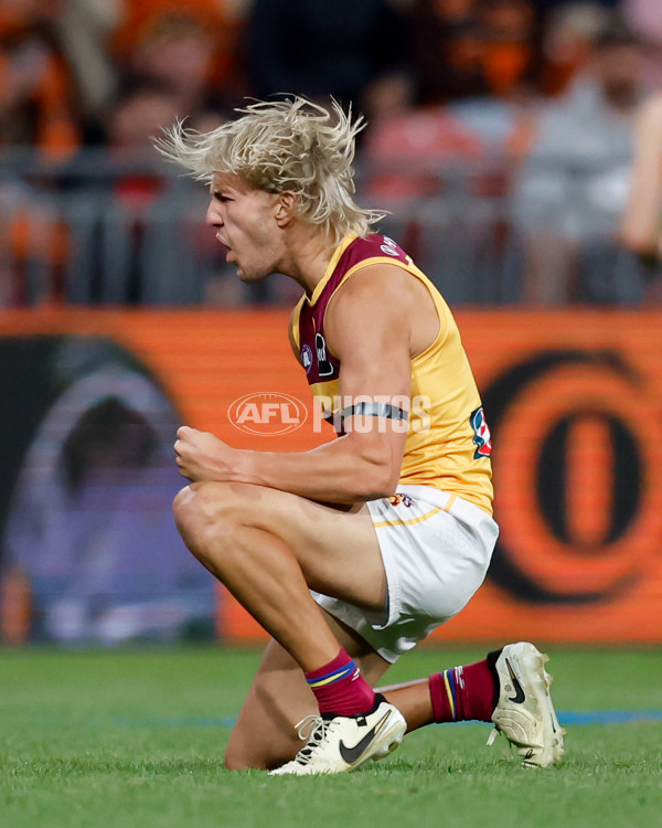 AFL 2024 First Semi Final - GWS v Brisbane - A-54052158