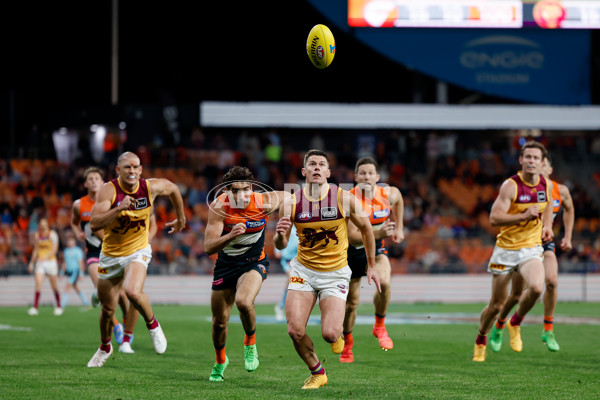 AFL 2024 First Semi Final - GWS v Brisbane - A-54052159